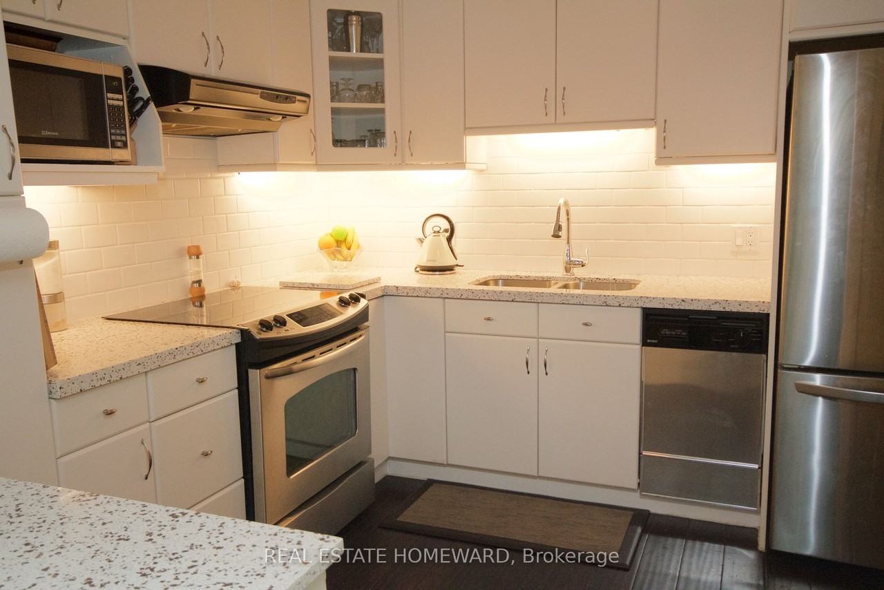 101 Kingsmount Park Road - Photo 2 of 11