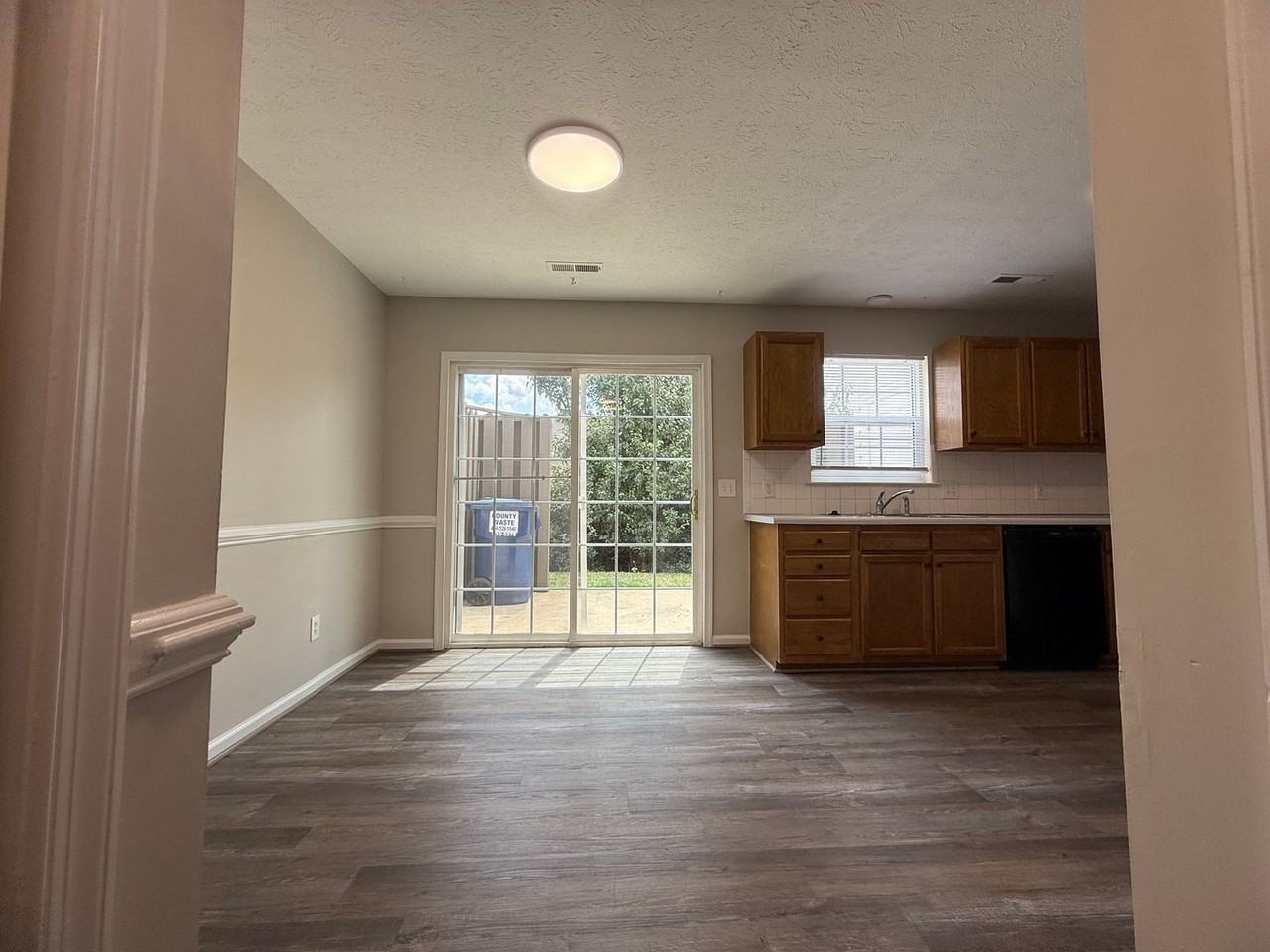 273 Mulberry Cir - Photo 7 of 20