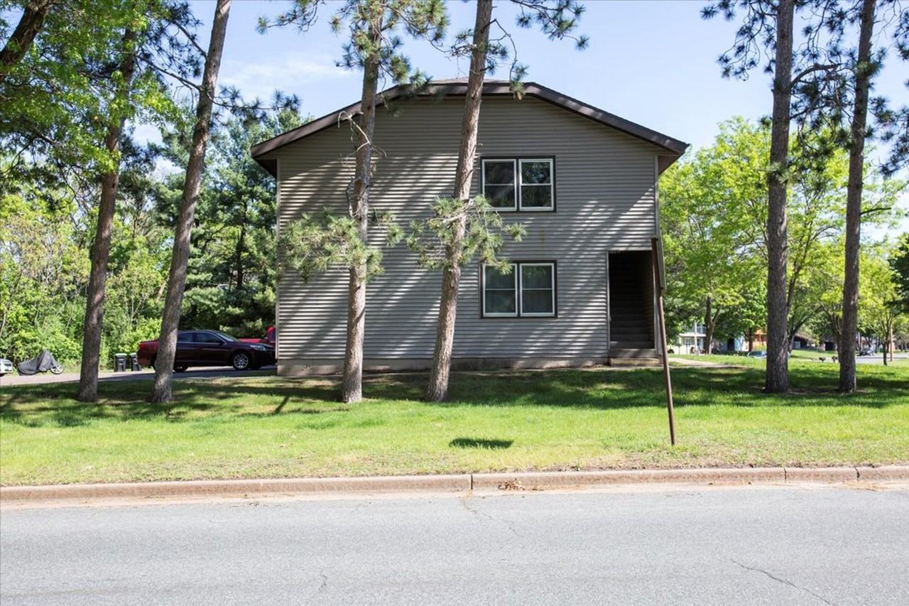 Eau Claire West- 2721 Fryklund - Photo 2 of 3