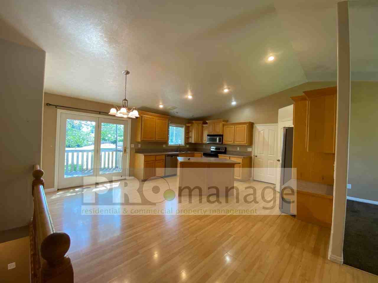 3830 E 22 N - Photo 2 of 17