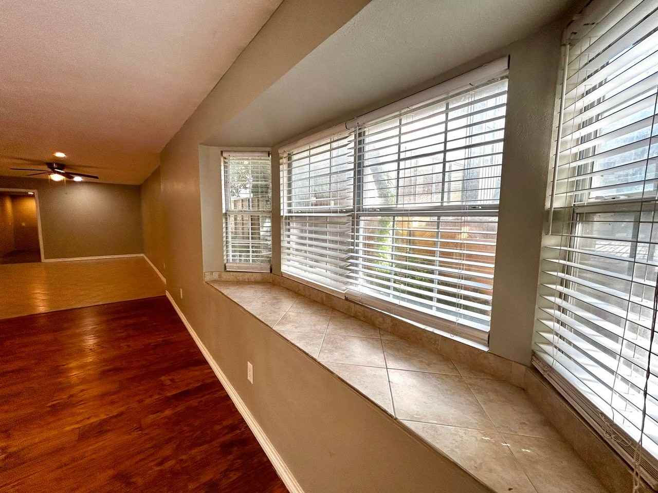 3305 Clawson Rd - Photo 7 of 44