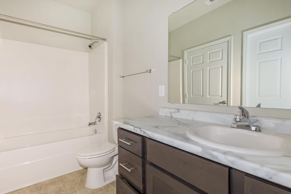 10811 Ingram St - Photo 2 of 24