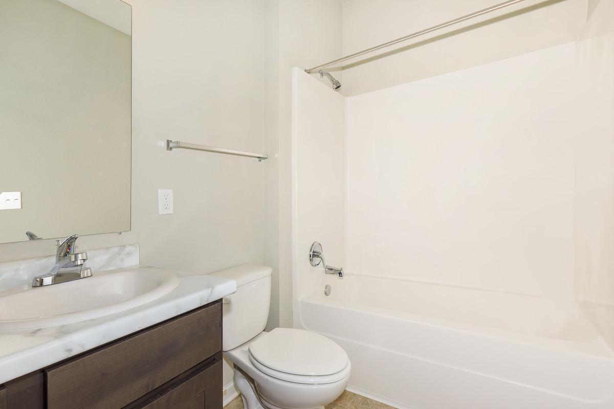 10811 Ingram St - Photo 4 of 24