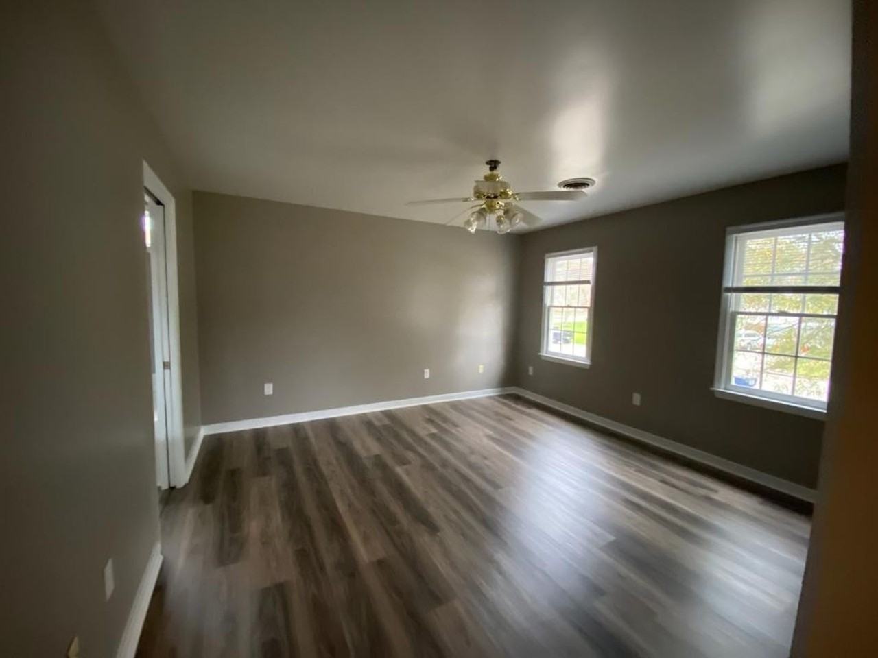 4160 Baxter Ridge Dr - Photo 2 of 8