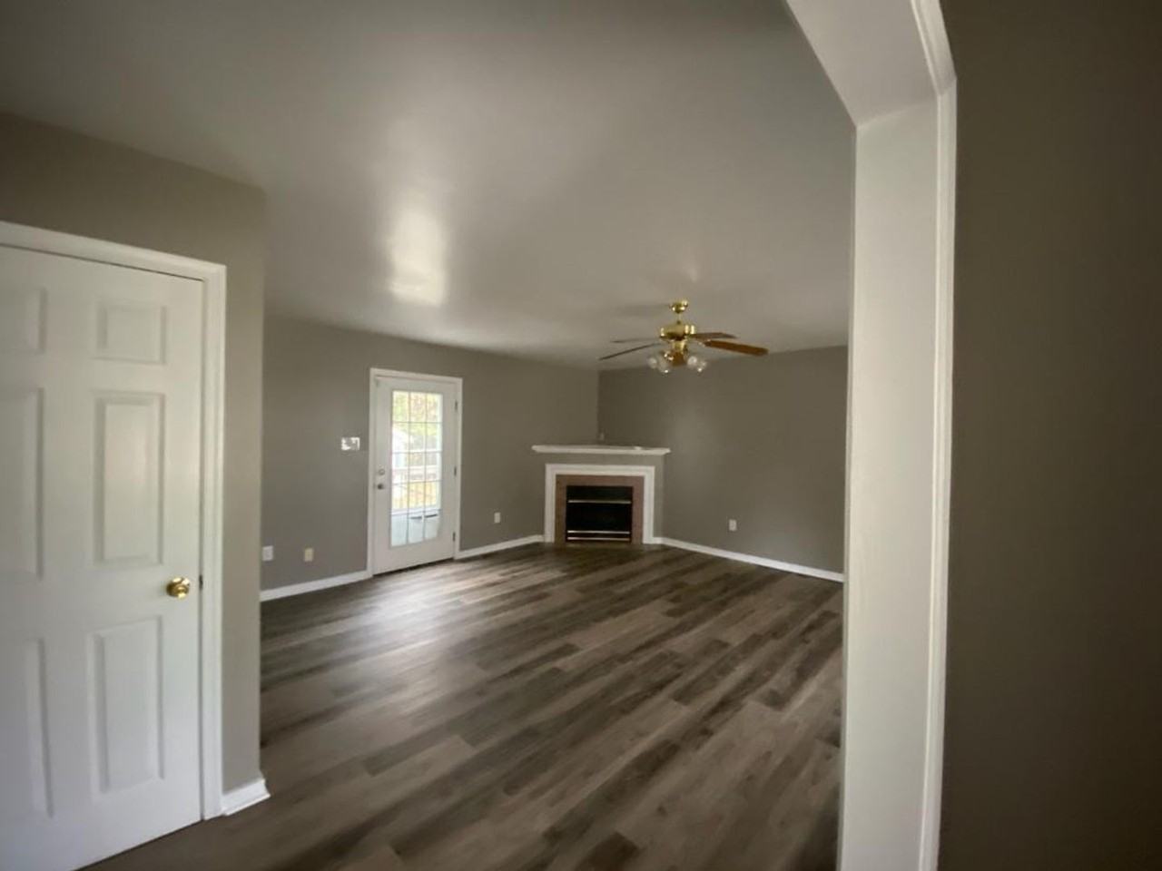 4160 Baxter Ridge Dr - Photo 3 of 8