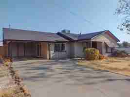 featured image of 153 E Chapman St