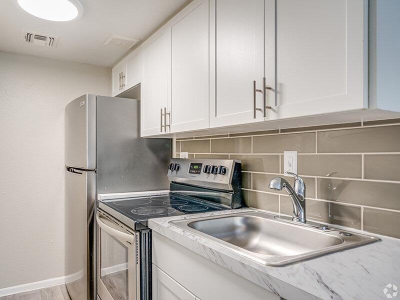 4903 W Thomas Rd - Photo 2 of 35
