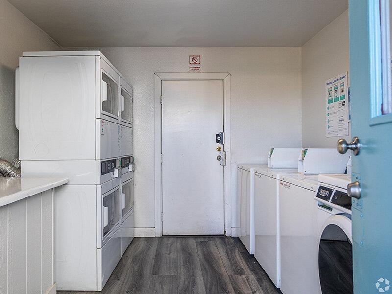 4903 W Thomas Rd - Photo 6 of 35