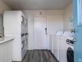 4903 W Thomas Rd - Photo 1 of 1