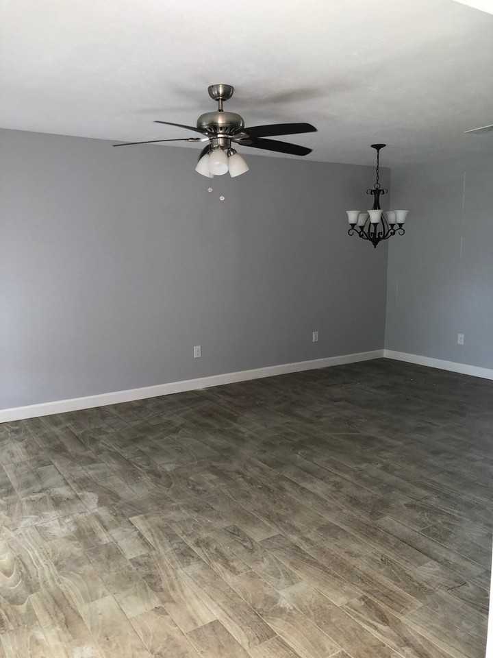 122 Wood Manor Ln - Photo 2 of 29