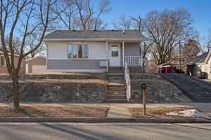 featured image of 526 8th Ave S