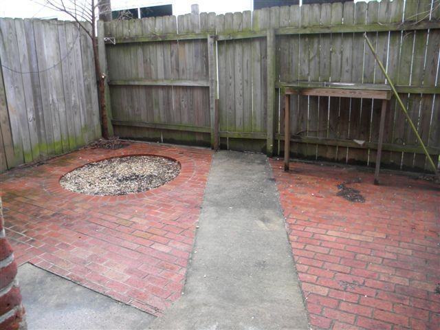 14 S Addison St - Photo 2 of 6