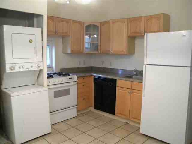 14 S Addison St - Photo 3 of 6