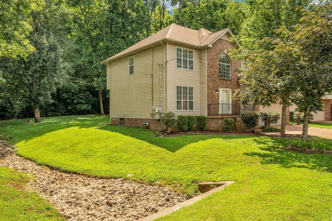 3425 Cobble St - Photo 3 of 34