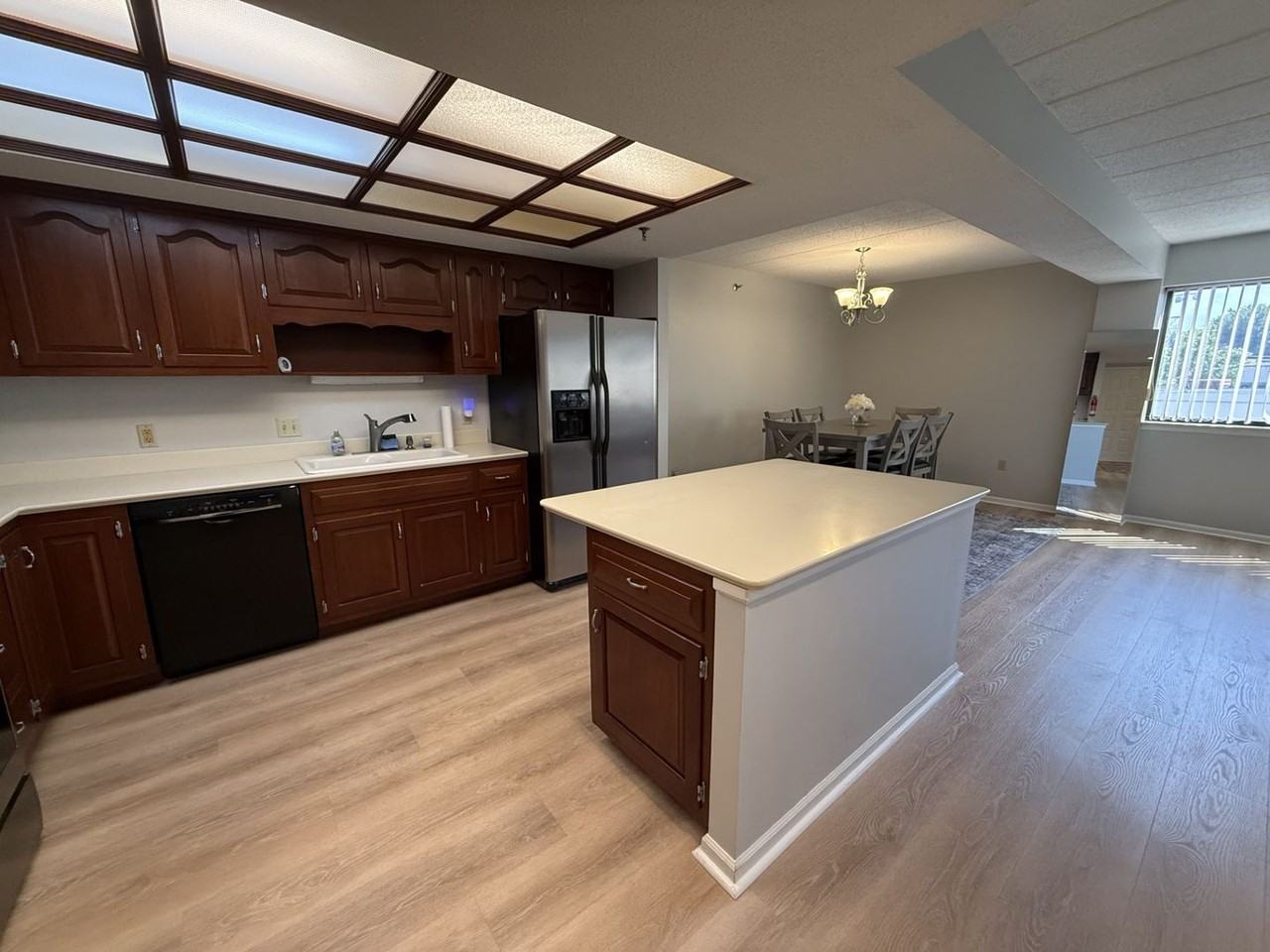 310 S Allen St #303 - Photo 6 of 9