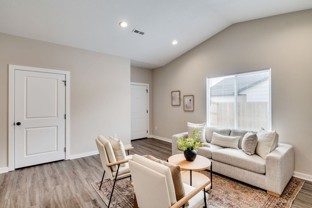 2312 E Cheyenne Ct - Photo 1 of 1