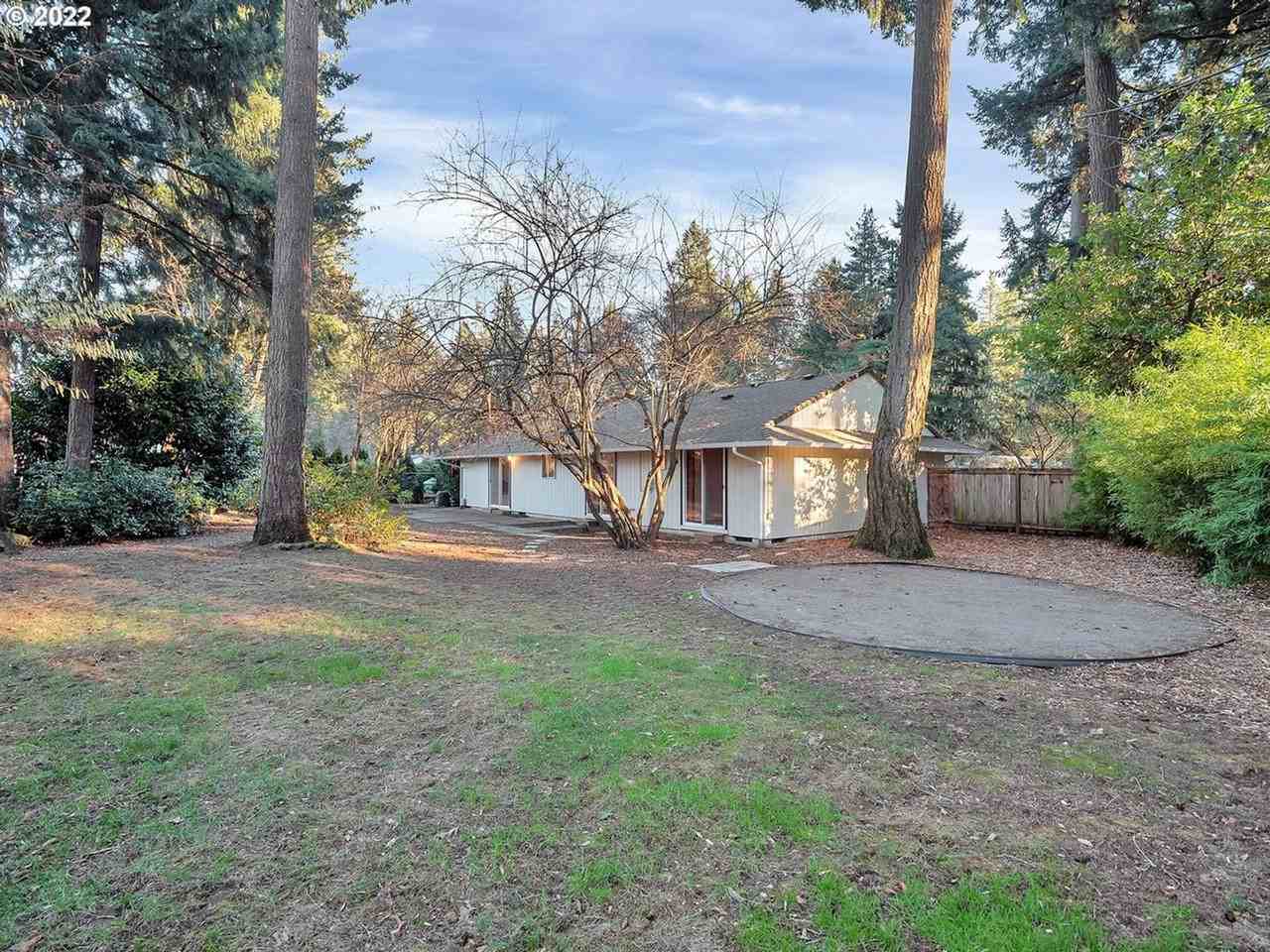 18561 Kristi Way - Photo 3 of 29