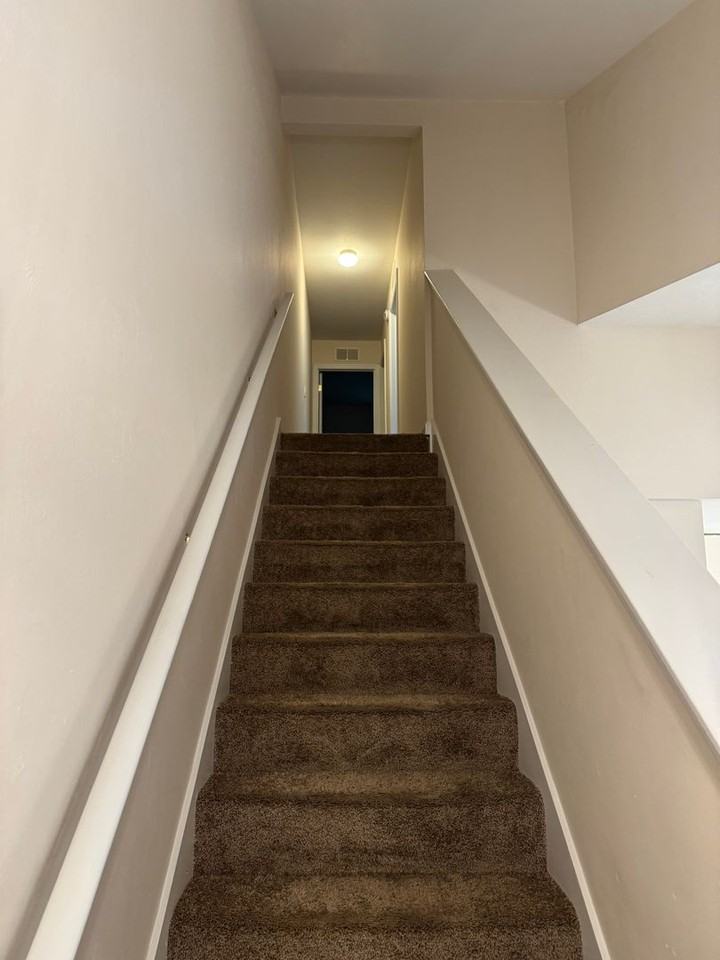 1344 Castelnau Ct - Photo 6 of 9