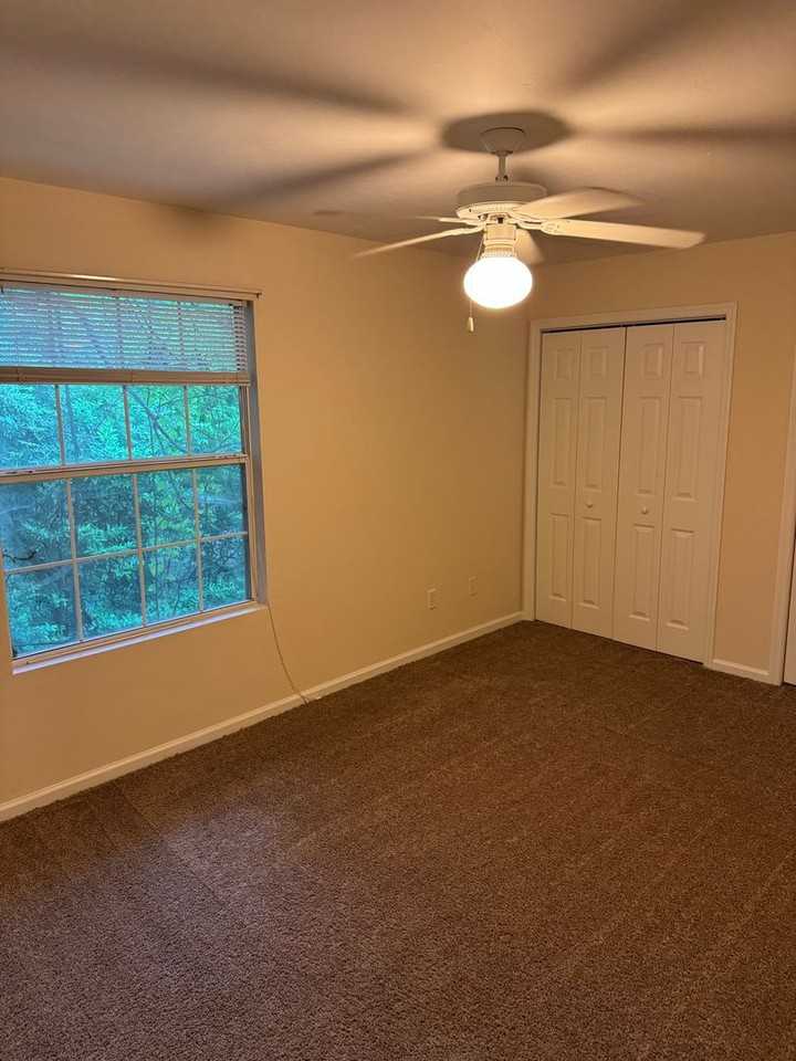 1344 Castelnau Ct - Photo 7 of 9