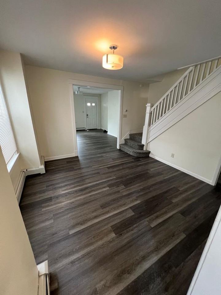 1552 Delaware Ave - Photo 2 of 43