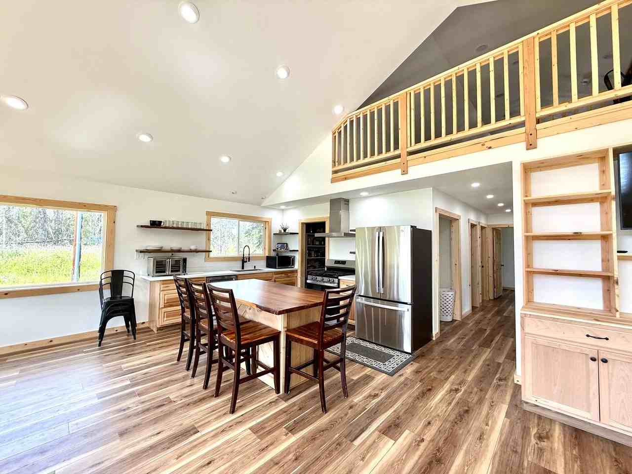 48405 Miracle Ave - Photo 2 of 24