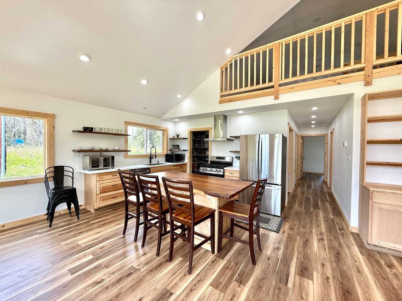 48405 Miracle Ave - Photo 3 of 24