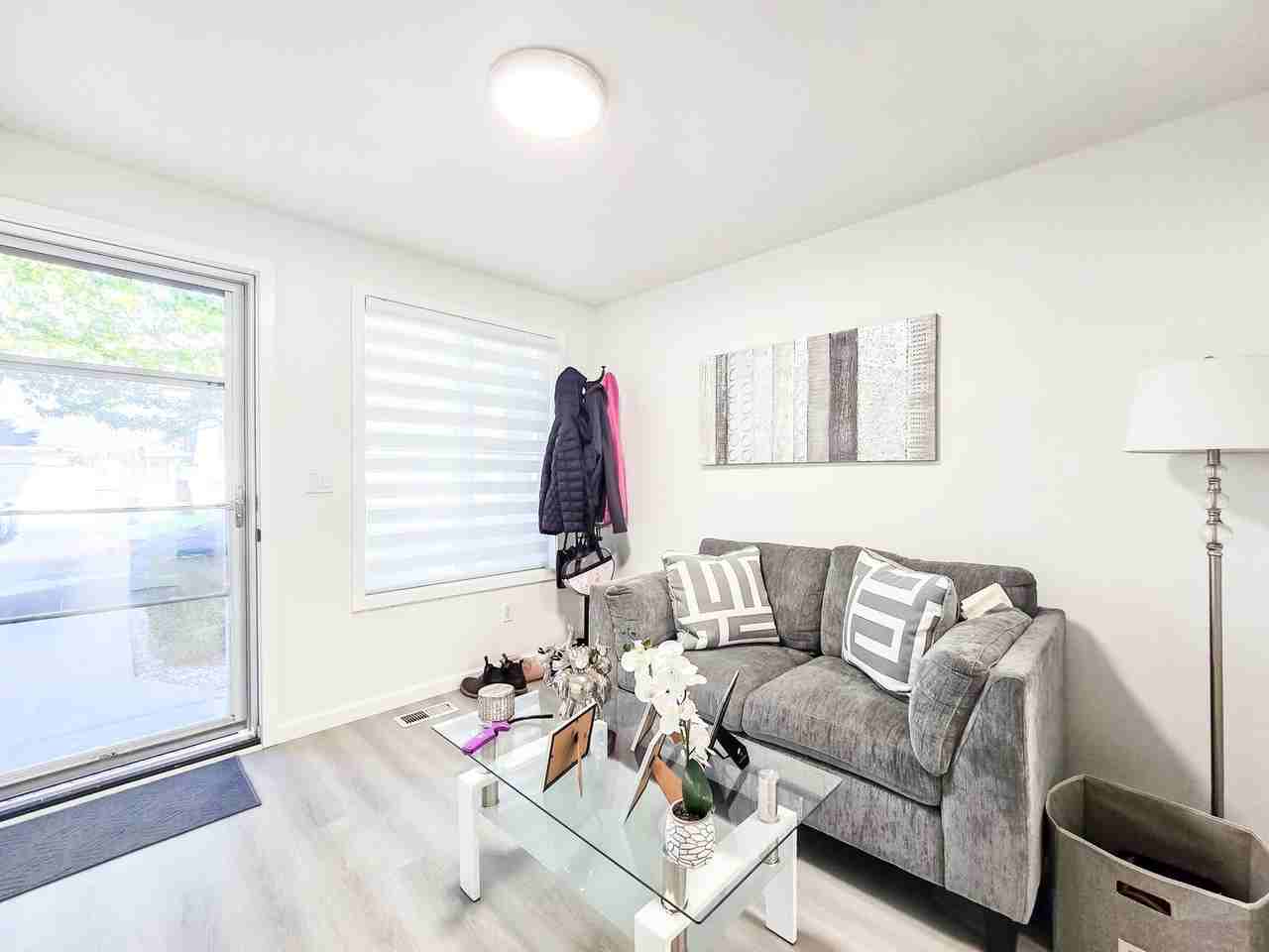 14917 44th Dr Ne - Photo 5 of 16