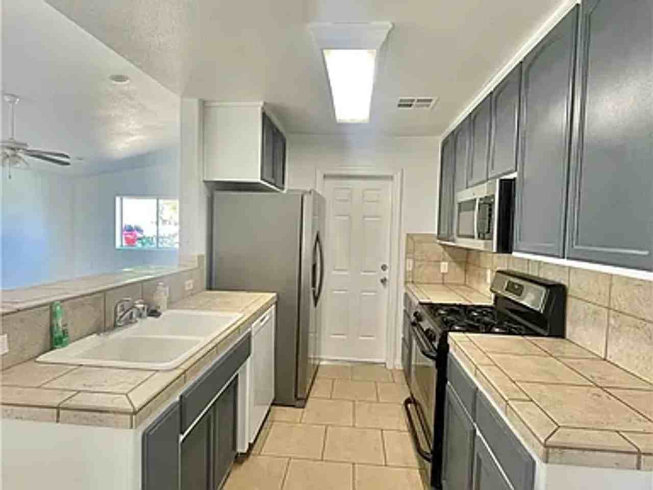 5932 La Buena Tierra Ave - Photo 5 of 16