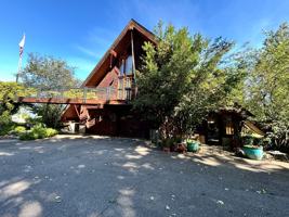 featured image of 957 N Shoshone Loop