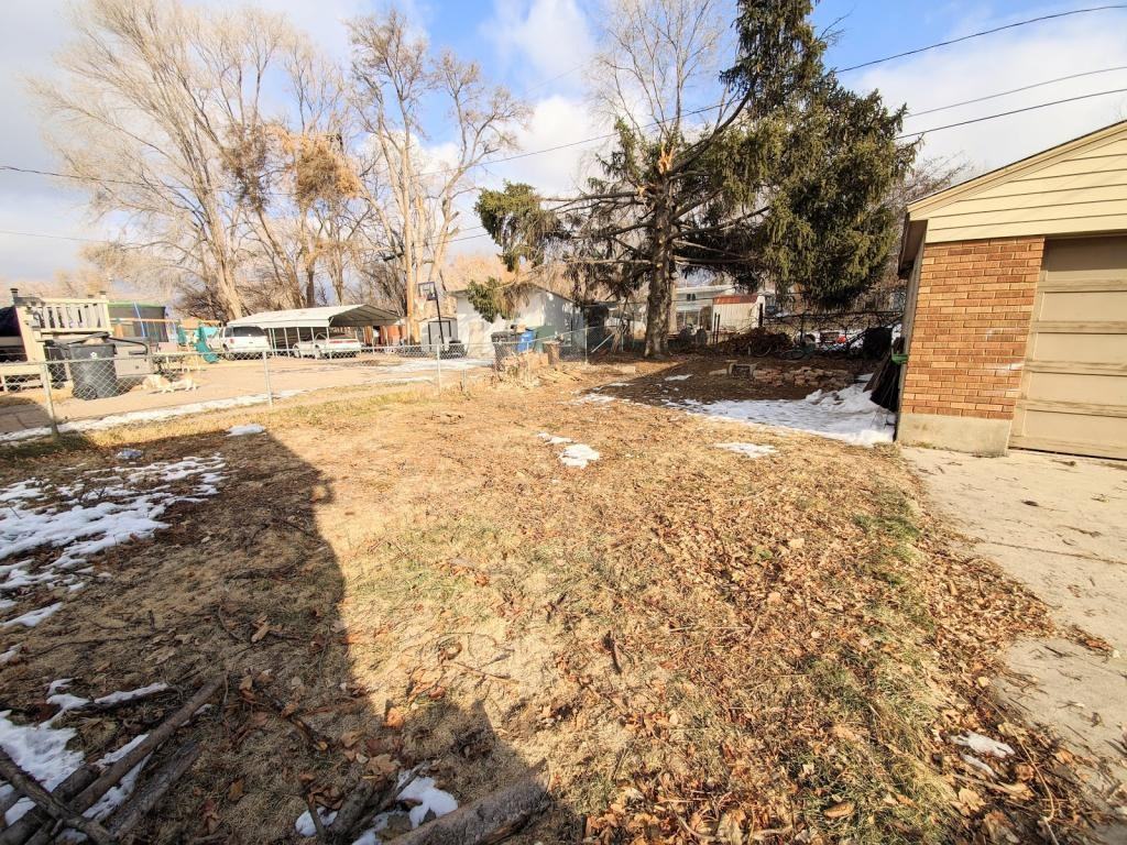 3854 Jefferson Ave - Photo 2 of 14