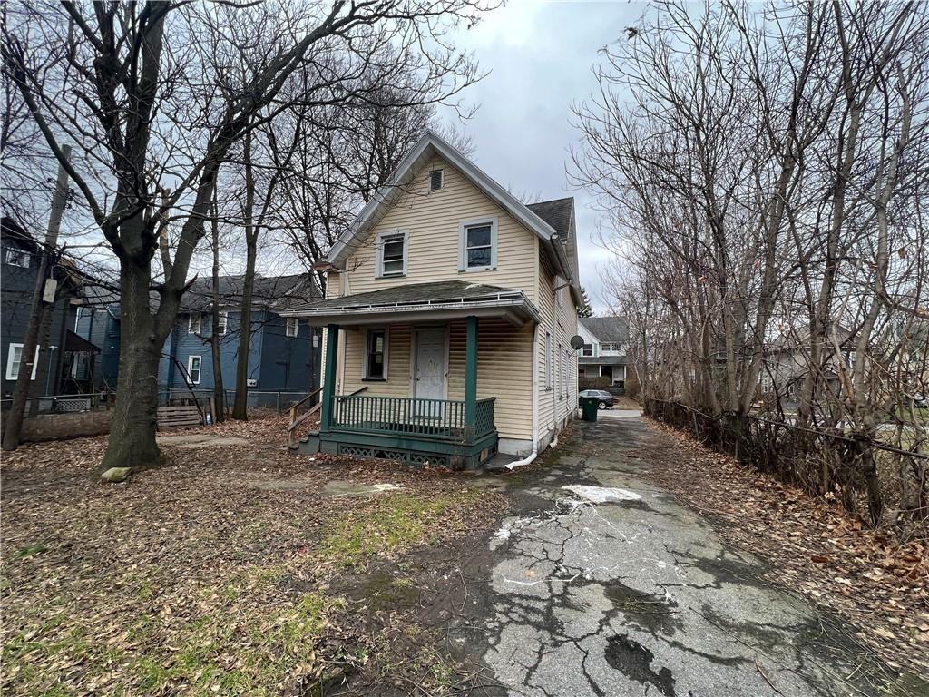 10 Locust St - Photo 4 of 8