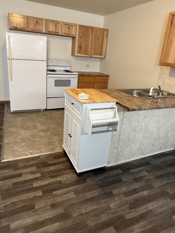 602 W Jackson St - Photo 3 of 12