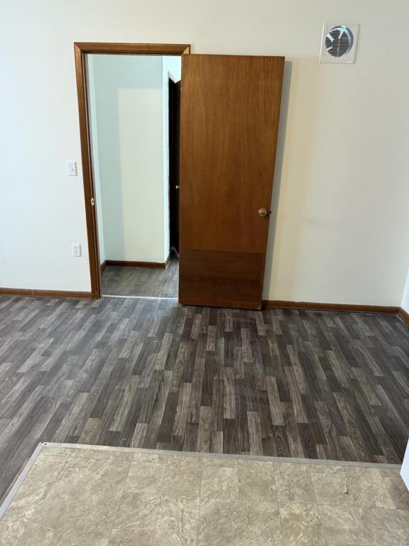 602 W Jackson St - Photo 7 of 12
