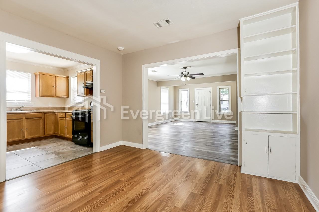 5112 W 30th St - Photo 5 of 15