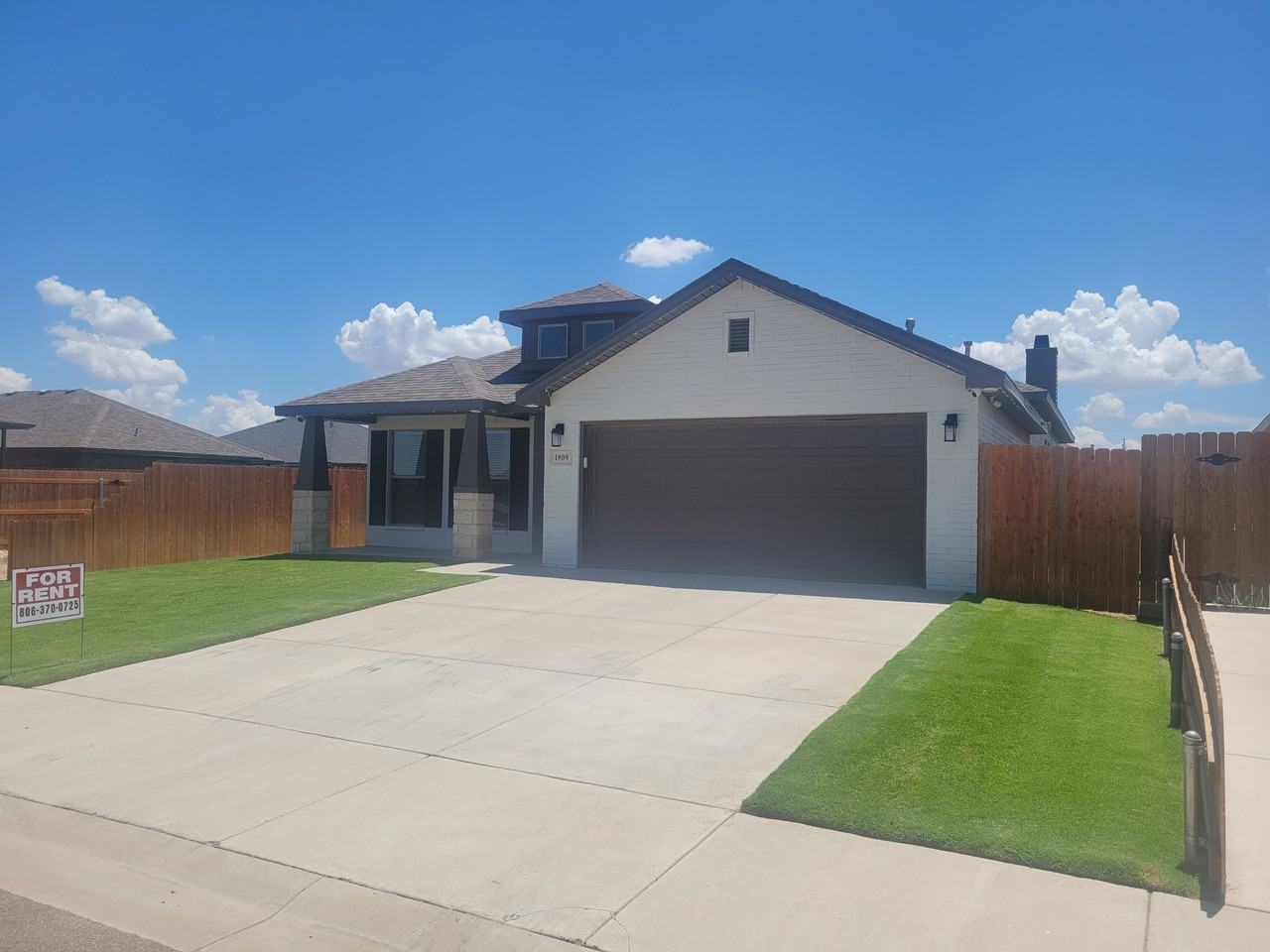 1809 136th St - Photo 3 of 10