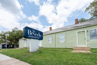 739 S Beverly Dr #739B - Photo 1 of 1