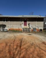 featured image of 131 Primrose Dr #B