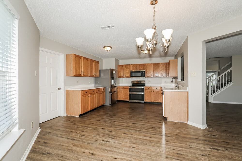 10392 Split Rock Way - Photo 7 of 17