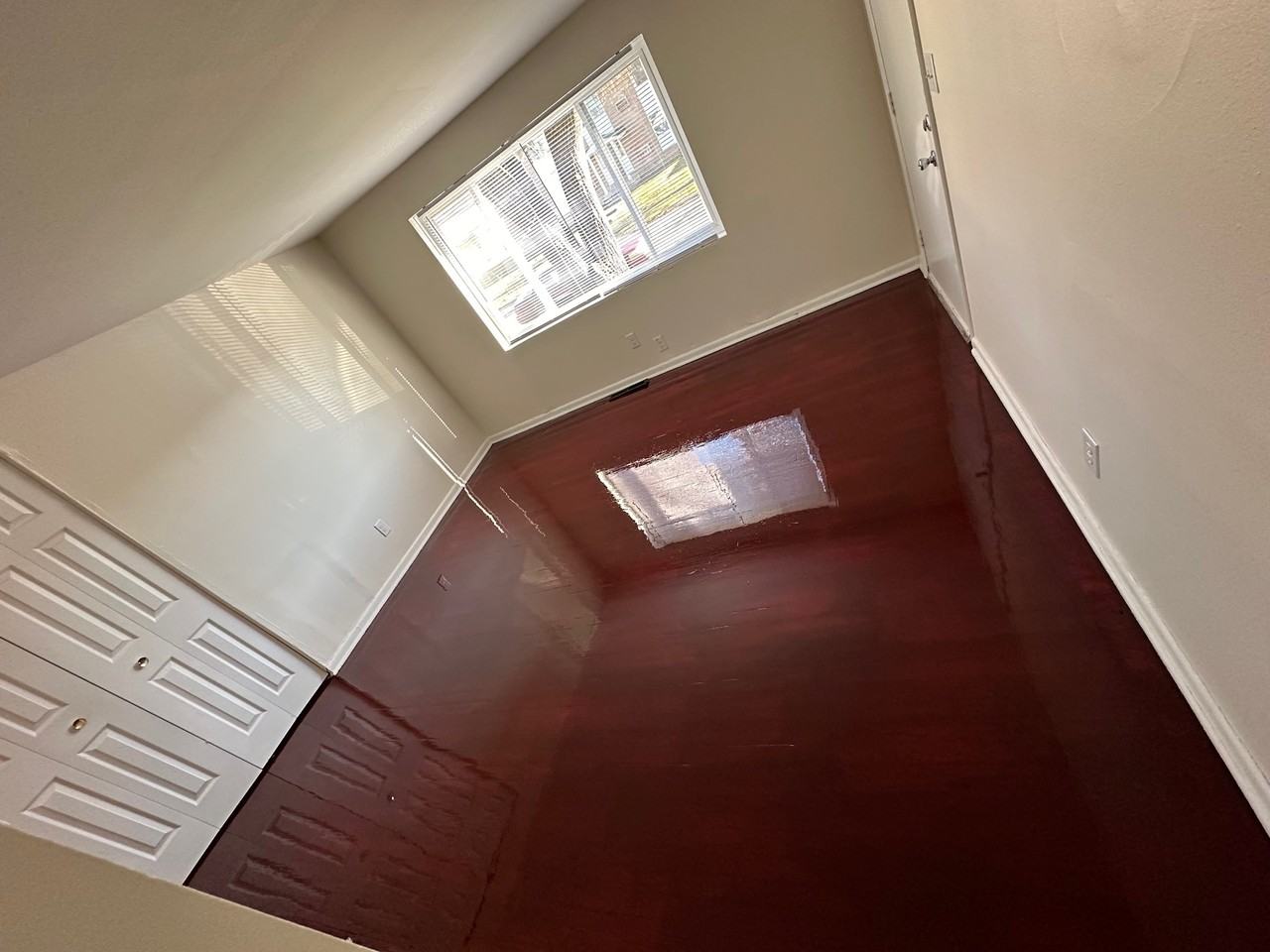 1893-1895 Holburn Avenue #1 - Photo 2 of 20