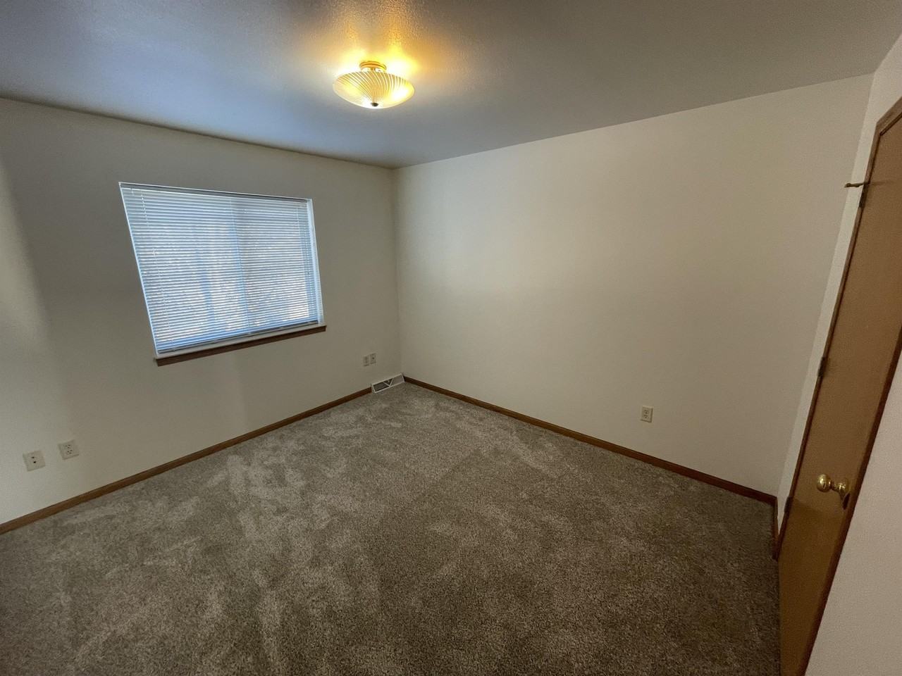 148 Sater St #1 - Photo 2 of 9