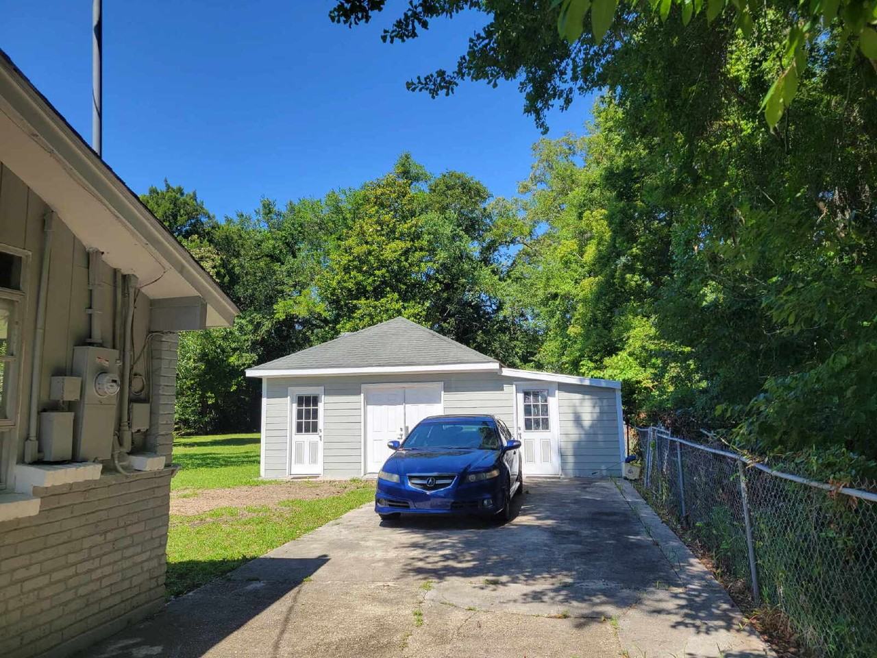 5809 Washington Ave - Photo 6 of 50