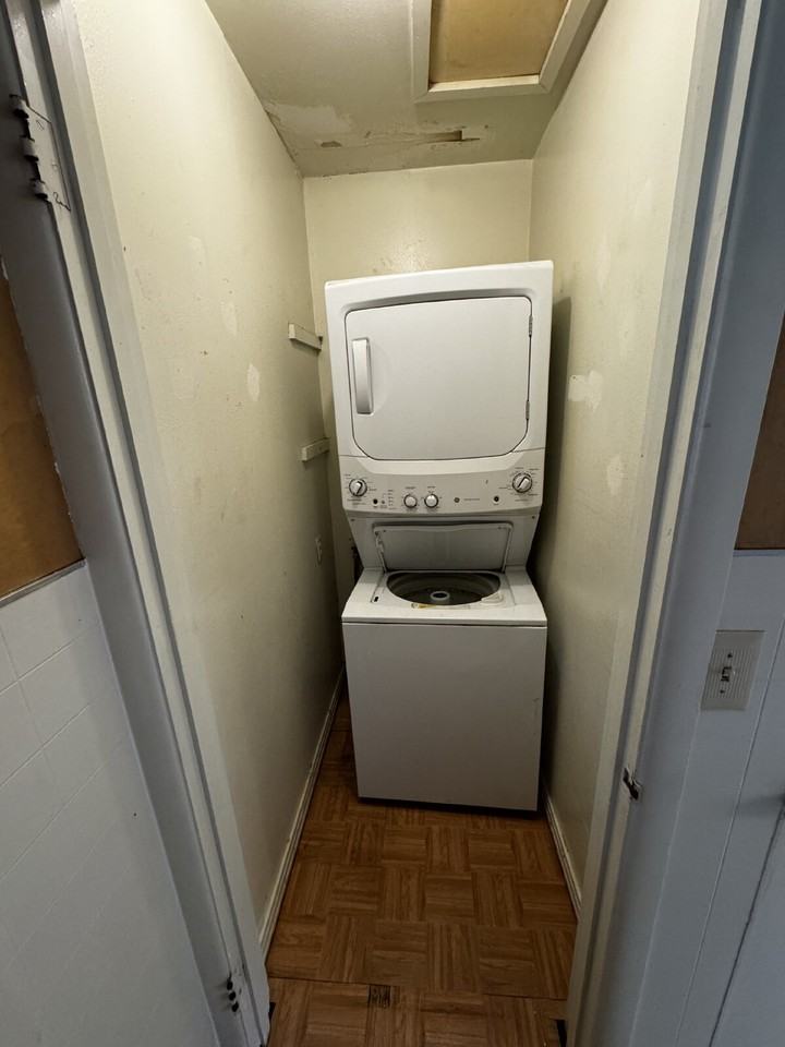 3808 23rd St - Photo 7 of 12