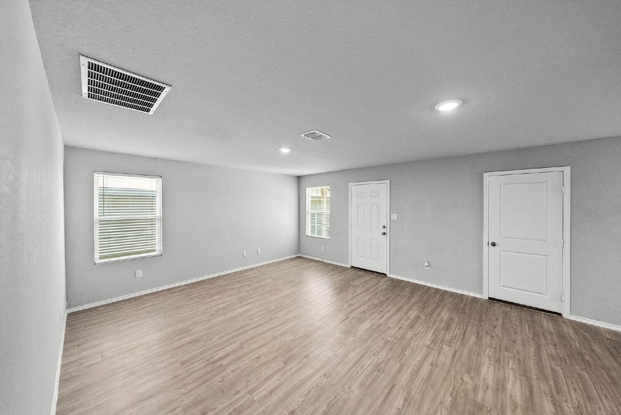 8531 Western Tanager - Photo 5 of 25