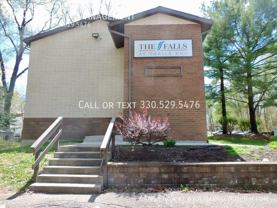 737 Center Ave #8 - Photo 1 of 1