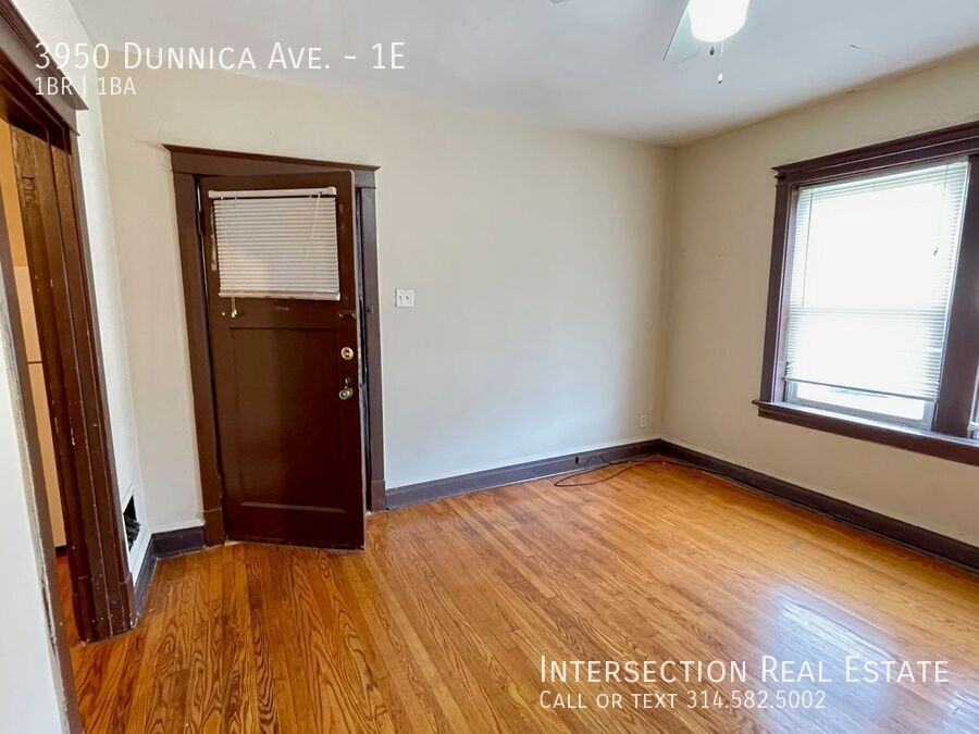 3950 Dunnica Ave #1E - Photo 3 of 11