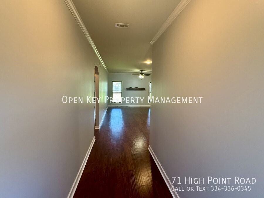 71 High Point Rd - Photo 3 of 33