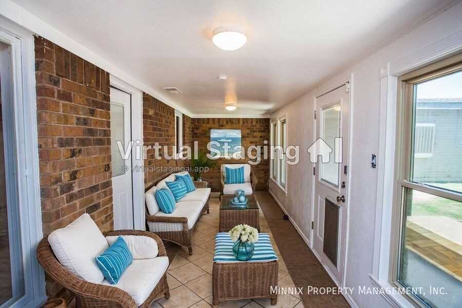 5504 73rd St - Photo 3 of 43