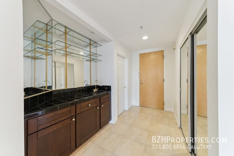 1508 Greenfield - Photo 7 of 26