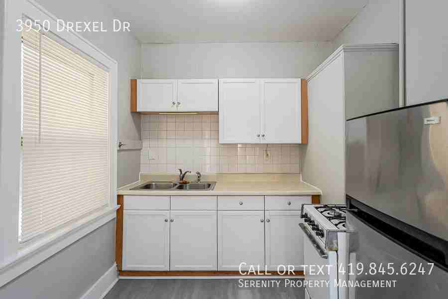 3950 Drexel Dr - Photo 5 of 8