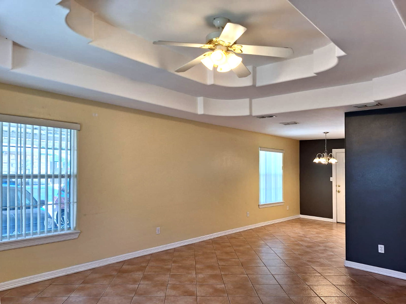 2118 Aruba Dr #3 - Photo 2 of 16